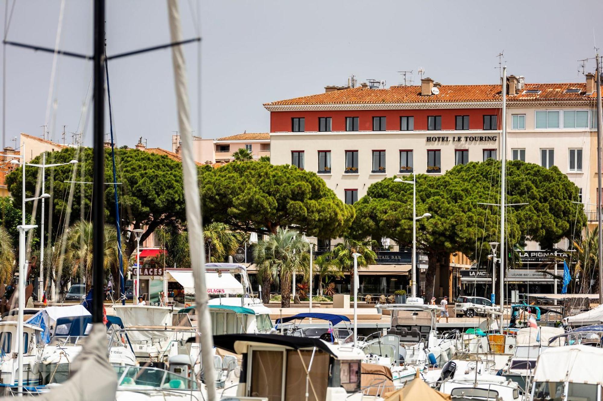 Hotel Restaurant Le Touring - Teritoria Saint-Raphaël Kültér fotó